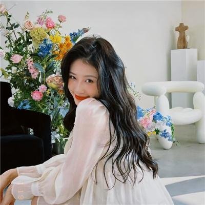 湖畔的女人们